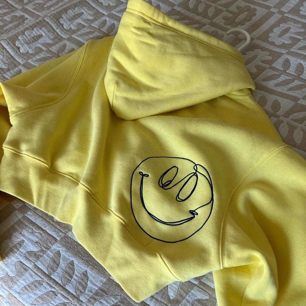 Vitality yellow cropped hoodie- size medium - Picture 3 of 4